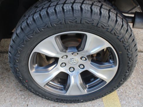 Used 2022 RAM 1500 Laramie image 19