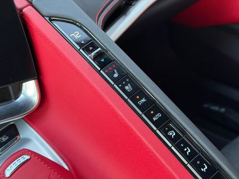 Used 2021 Chevrolet Corvette Stingray Preferred Cpe w/ 2LT image 24