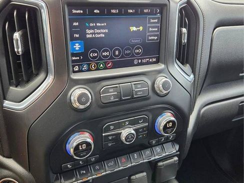 Certified 2021 GMC Sierra 1500 AT4 w/ AT4 Premium Package AWD/4WD image 26