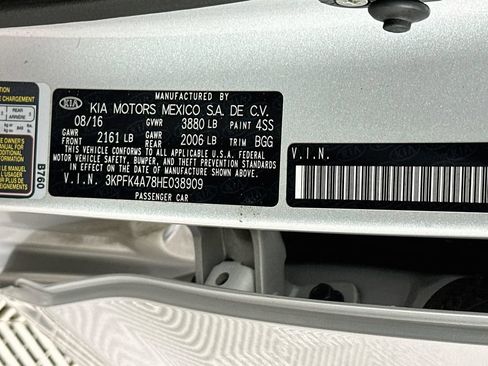 Used 2017 Kia Forte LX FWD image 25