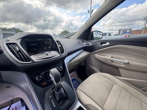 Used 2015 Ford Escape SE w/ Equipment Group 201A AWD/4WD image 23