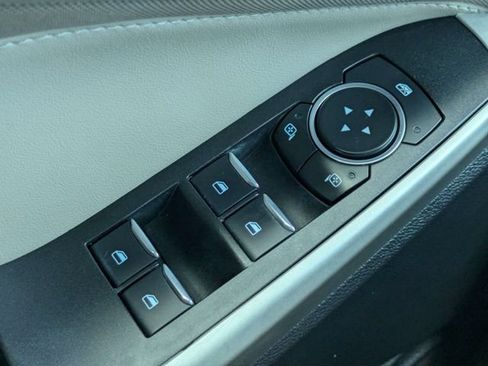 Used 2020 Ford Explorer XLT RWD image 21