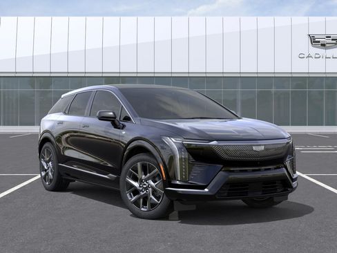 New 2026 Cadillac Optiq Luxury 2 RWD image 7
