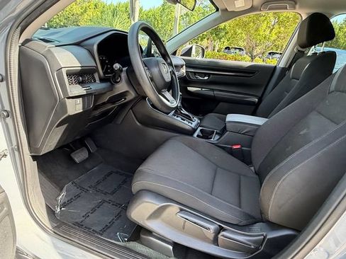 Used 2024 Honda CR-V LX image 10