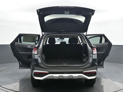 Used 2023 Kia Sportage LX image 25