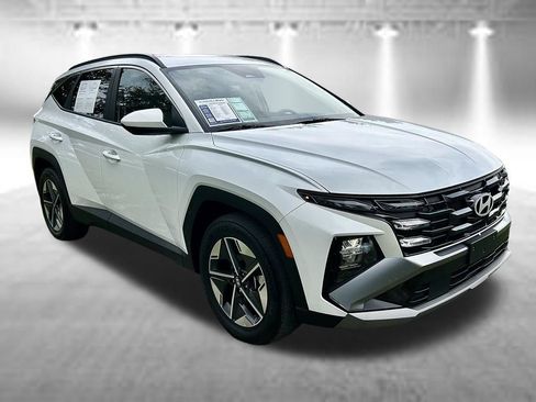 Used 2026 Hyundai Tucson SEL FWD image 3