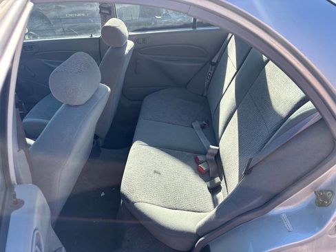 Used 2001 Ford Escort Sedan image 12