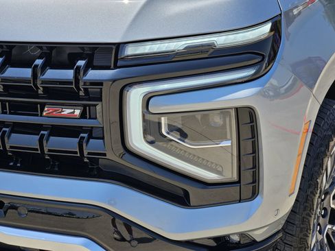 New 2026 Chevrolet Tahoe Z71 w/ Comfort Package AWD/4WD image 8