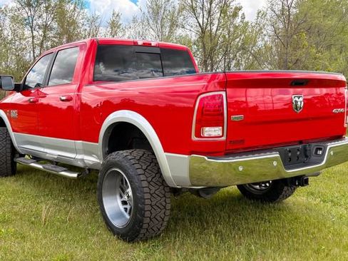 Used 2016 RAM 2500 Laramie w/ Convenience Group AWD/4WD image 5