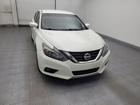 Used 2016 Nissan Altima 2.5 SR FWD image 14