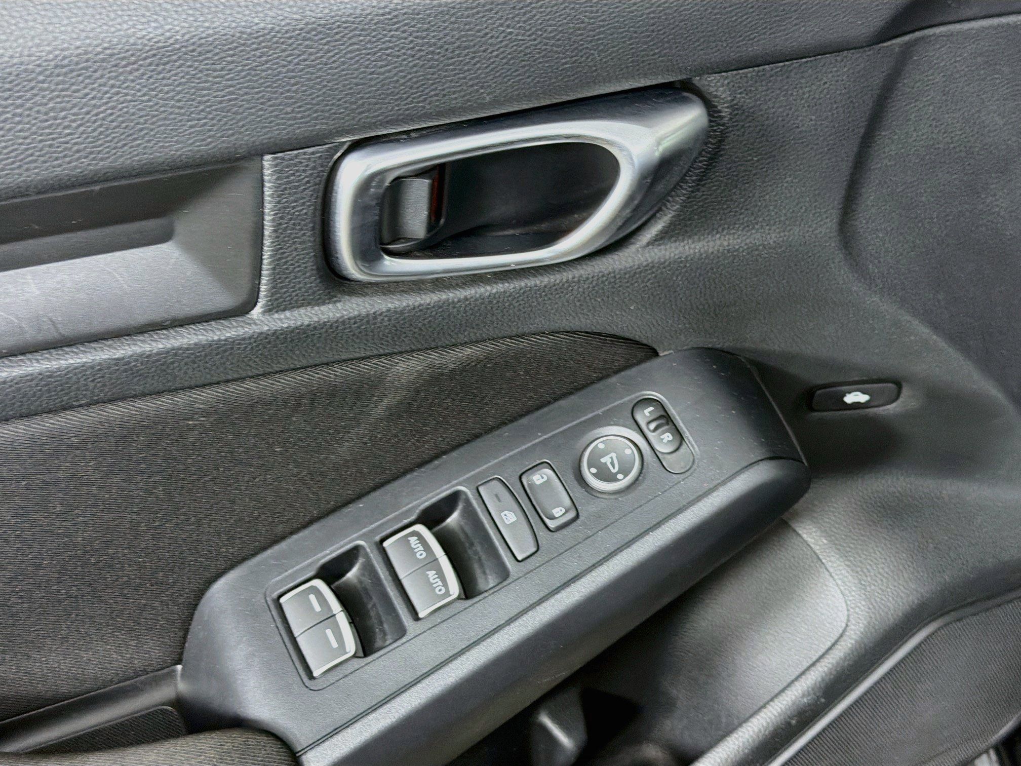 Used 2025 Honda Civic LX image 15
