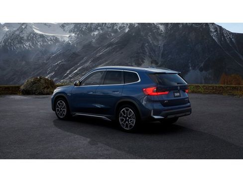 New 2026 BMW X1 xDrive28i w/ Technology Package image 2