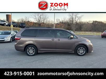 Used 2018 Toyota Sienna XLE w/ XLE Navigation Package