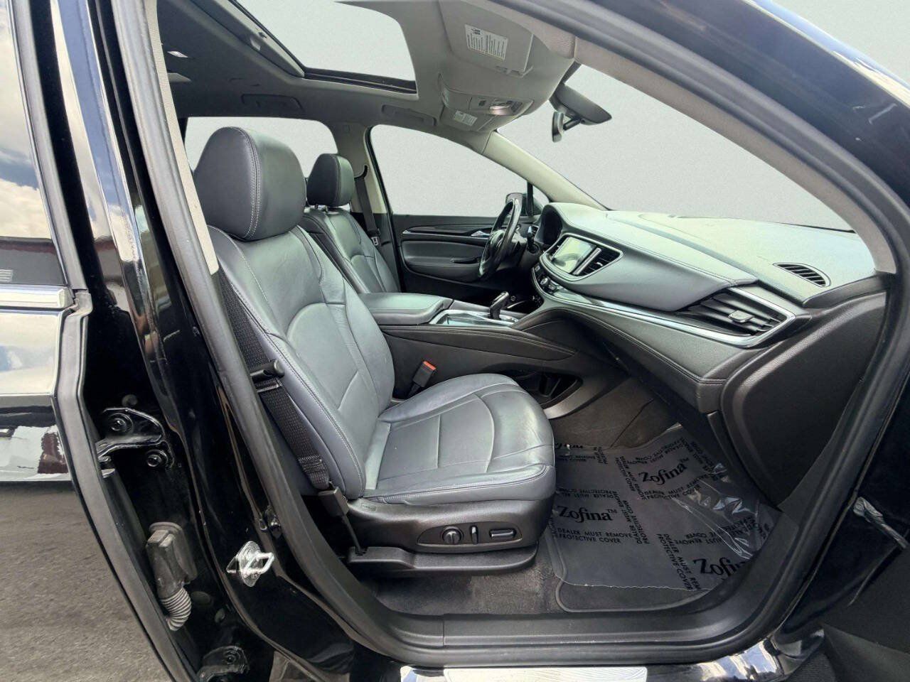 Used 2019 Buick Enclave Essence AWD/4WD image 30