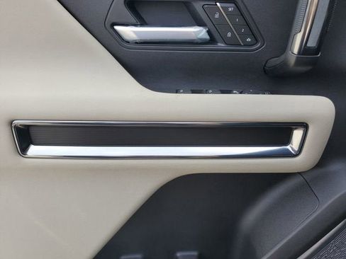 New 2026 GMC Hummer EV 4x4 Crew Cab image 18