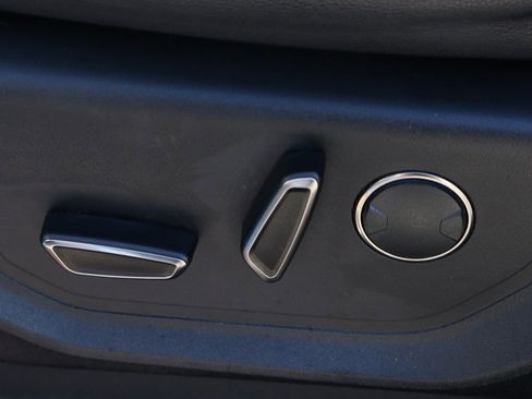 Used 2018 Ford F150 Raptor w/ Equipment Group 802A Luxury image 21