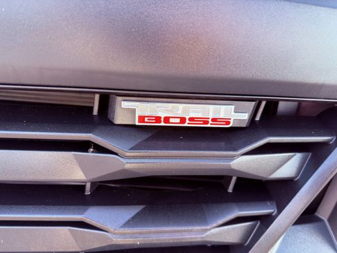 Used 2024 Chevrolet Colorado Trail Boss w/ Advanced Trailering Package image 49
