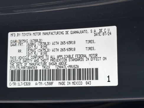 Used 2024 Toyota Tacoma Limited AWD/4WD image 34