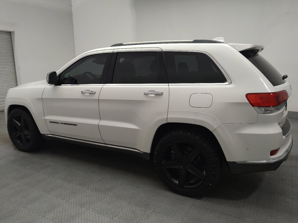 Used 2020 Jeep Grand Cherokee Summit AWD/4WD image 3
