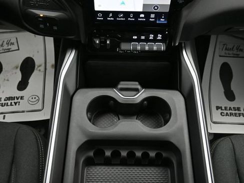 New 2026 RAM 3500 Big Horn AWD/4WD image 20