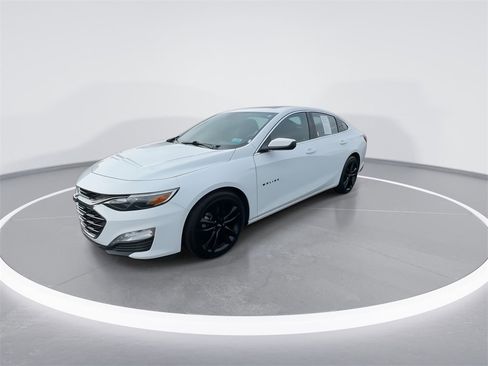 Used 2023 Chevrolet Malibu LT image 4
