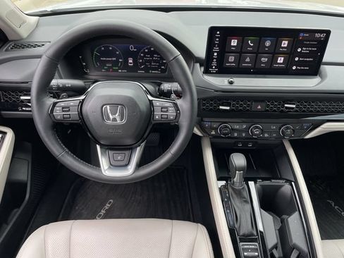 Used 2026 Honda Accord Touring image 11