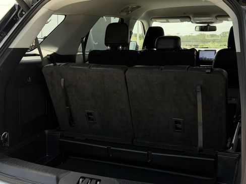 Used 2023 Ford Explorer Limited RWD image 30
