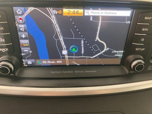 Used 2019 Kia Sorento EX w/ EX Touring Package image 3