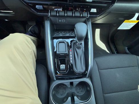 New 2026 GMC Canyon Elevation w/ Convenience Package RWD image 16