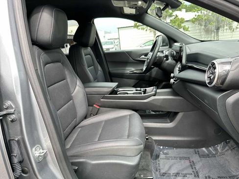 Certified 2026 Chevrolet Equinox LT w/ Convenience Package II FWD image 19