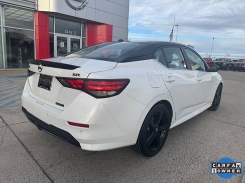 Used 2022 Nissan Sentra SR w/ Midnight Edition image 11