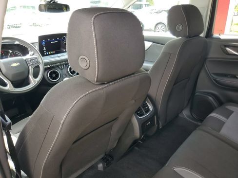 Used 2025 Chevrolet Blazer LT FWD image 10