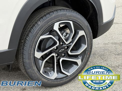 New 2026 Chevrolet Trax RS w/ Driver Confidence Package image 32