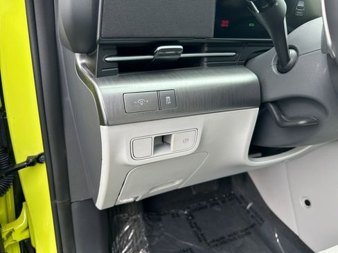 Used 2024 Hyundai Kona SEL FWD image 19