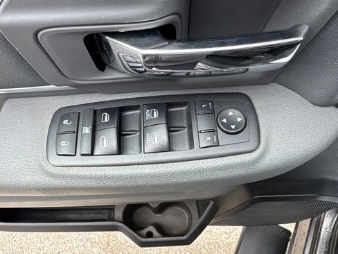 Used 2019 RAM 1500 Classic Warlock AWD/4WD image 9