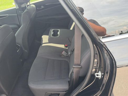 Used 2016 Kia Sorento L FWD image 15