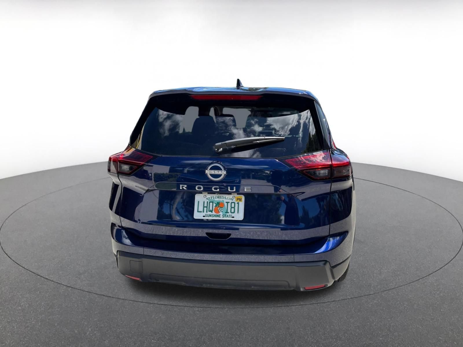 Used 2026 Nissan Rogue SV FWD image 8