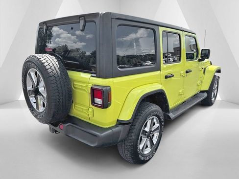 Used 2023 Jeep Wrangler Unlimited Sahara w/ Cold Weather Group AWD/4WD image 7