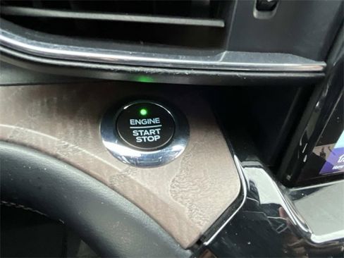 Used 2021 Ford Explorer Platinum w/ Equipment Group 601A image 38