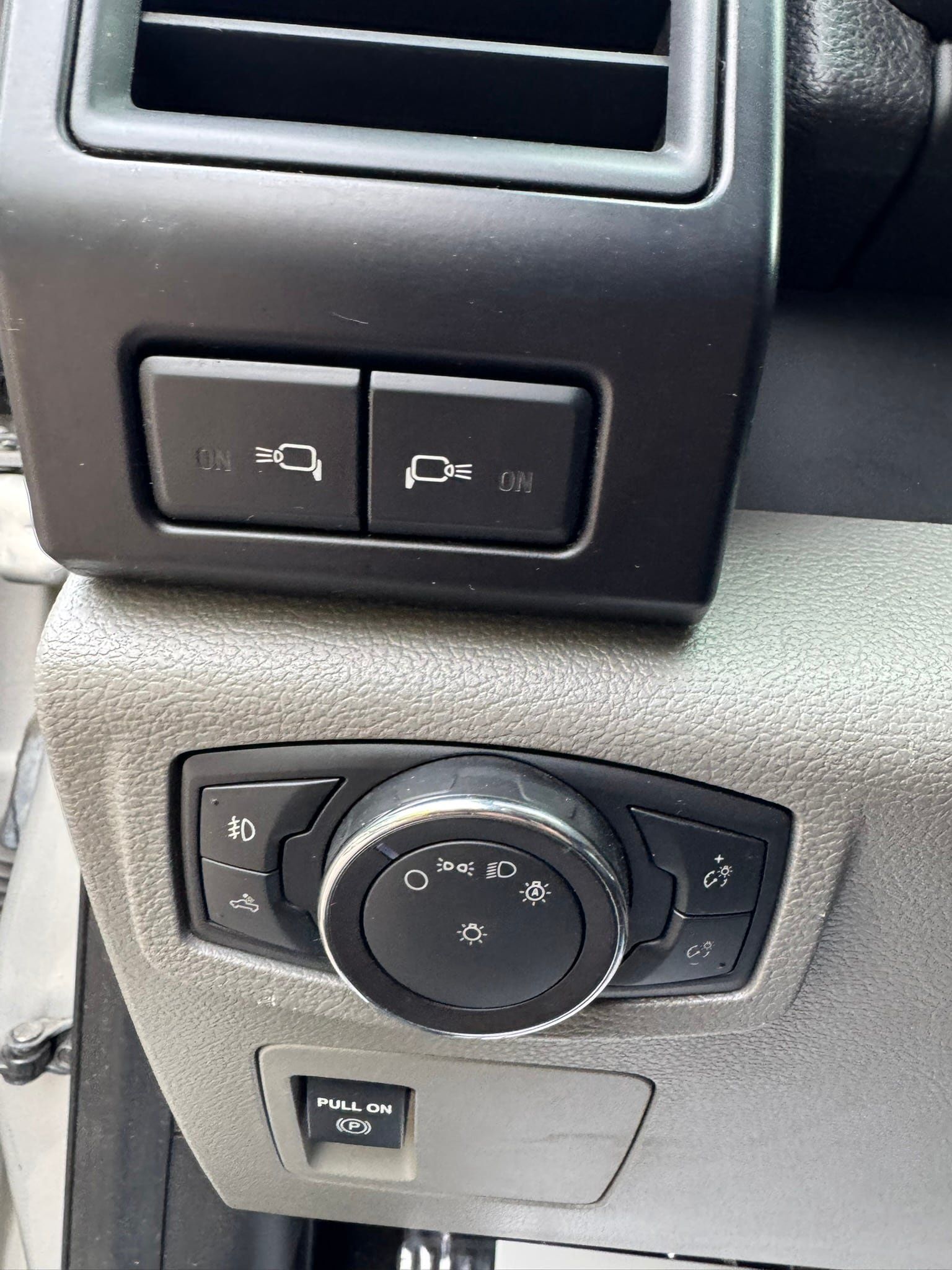 Used 2019 Ford F150 XL w/ Equipment Group 101A Mid AWD/4WD image 20