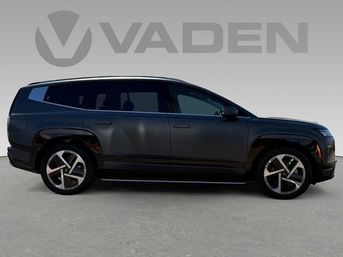 New 2026 Hyundai Ioniq 9 Limited image 8