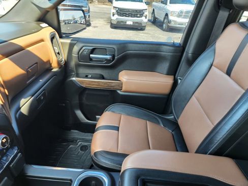 Used 2019 Chevrolet Silverado 1500 High Country AWD/4WD image 15