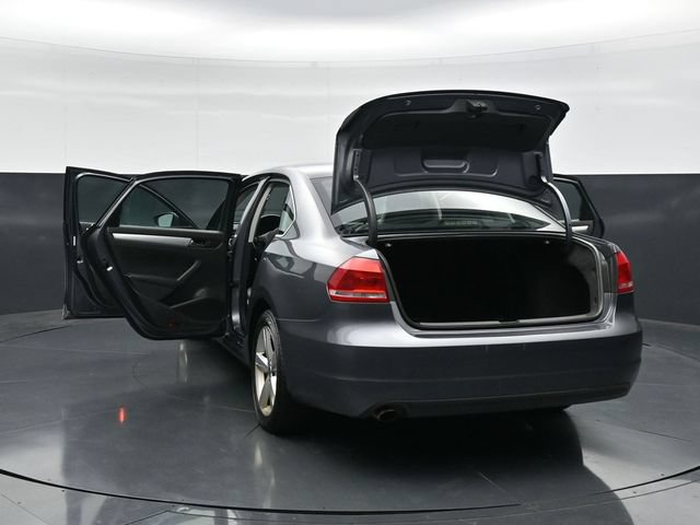 Used 2012 Volkswagen Passat 2.5 SE FWD image 49