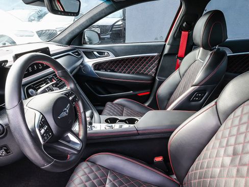 Used 2023 Genesis G70 3.3T w/ Sport Prestige Package image 21