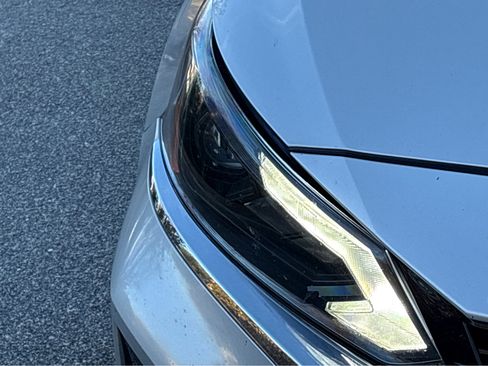 Certified 2024 Nissan Altima 2.5 SV image 23