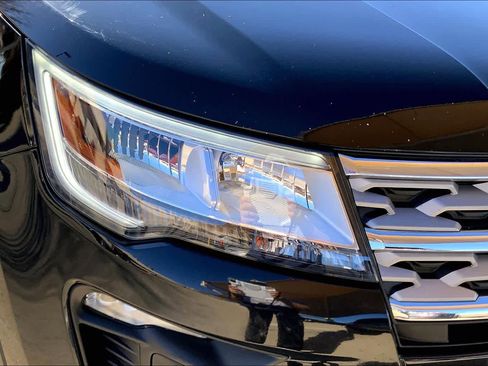 Used 2018 Ford Explorer Limited w/ Equipment Group 301A image 26