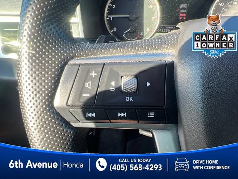 Used 2025 Mitsubishi Outlander SE AWD/4WD image 32