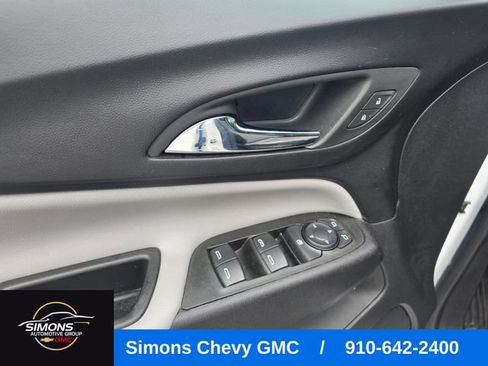 Used 2024 Chevrolet Equinox LS w/ LS Convenience Package AWD/4WD image 13