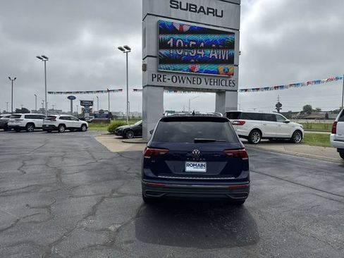 Used 2024 Volkswagen Tiguan SE FWD image 4