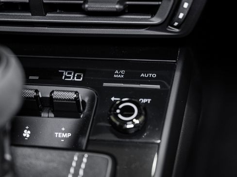 Used 2022 Porsche 911 GT3 image 37